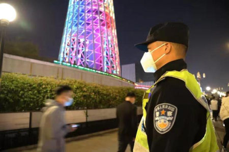 广州警方全力以赴确保元旦假期全市社会面治安大局平稳