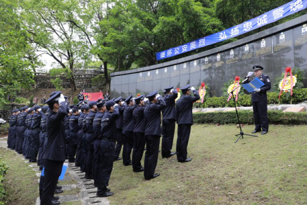 深圳宝安公安分局组织开展清明祭扫活动