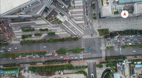 广州交警设置“可变导向车道”缓解交通拥堵