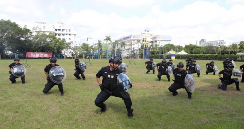 广东惠州公安特警开展“青年文明号开放日”活动