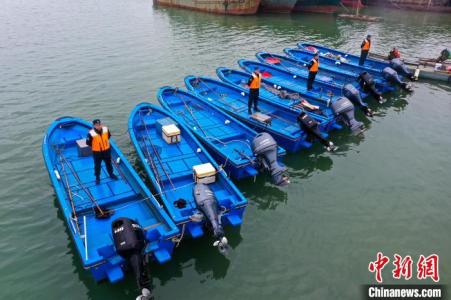 漳州海警接连查扣9艘涉渔“三无”大马力改装快艇